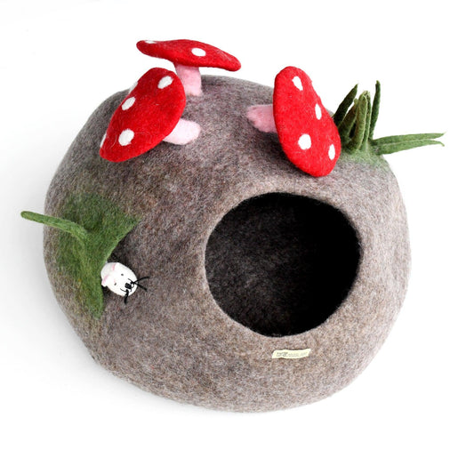 TARA TREASURES Cat Cave / Toadstool with Mouse Toy