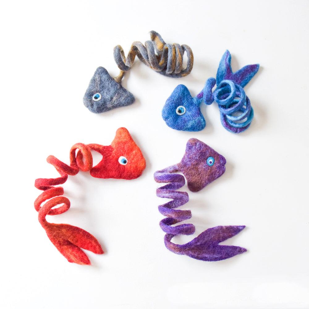 TARA TREASURES Felt Fish Cat Toy